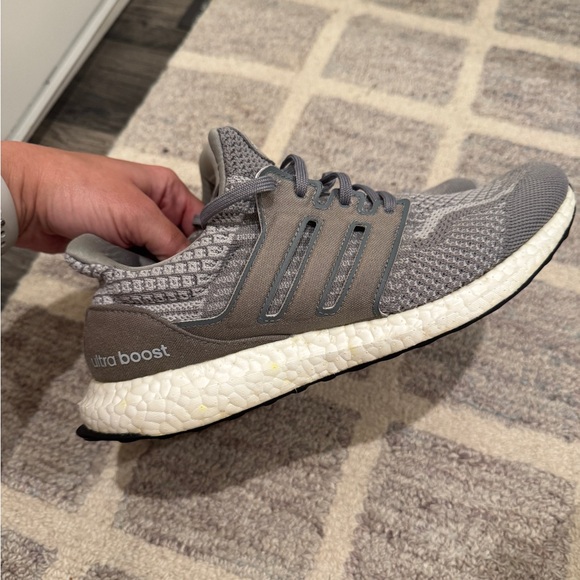 Adidas Ultra Boost - Picture 6 of 6